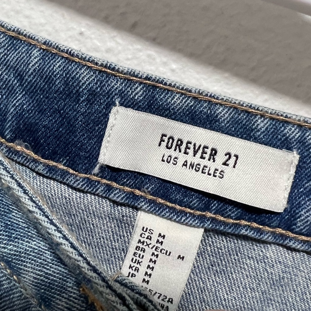 Forever 21 Medium Wash Denim Button Down Mini Skirt Size Medium - Picture 2 of 4